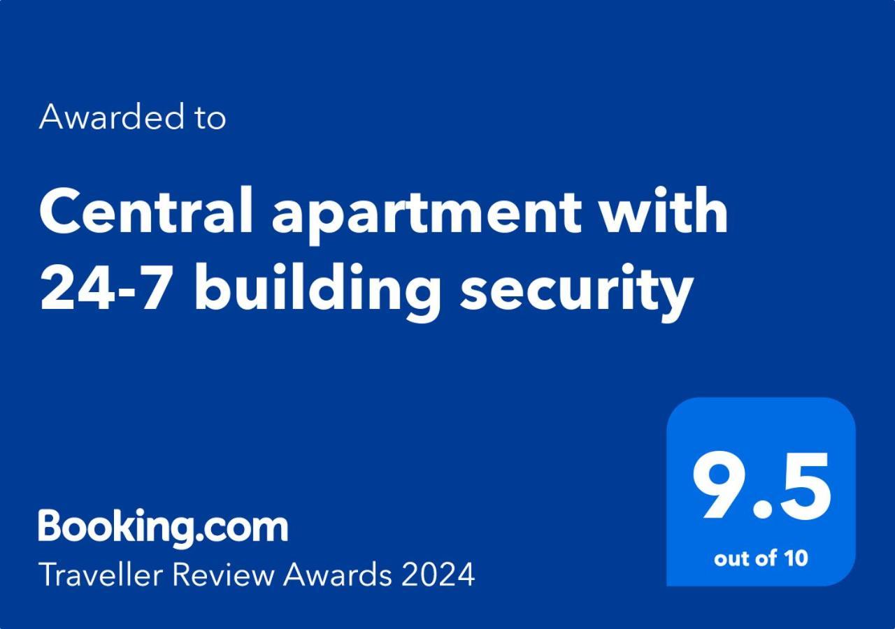 Central Apartment With 24-7 Building Security Novi Sad Buitenkant foto